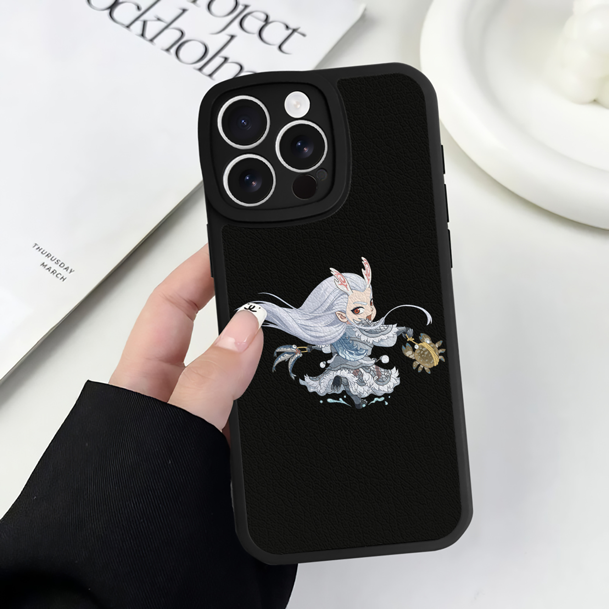 （画像用） Ne Zha 2 ナタ 魔童の大暴れ 【iPhone 16シリーズ対応】シリコンスマホケース（レザー調） 材質：シリコン